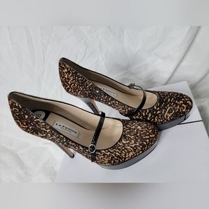 Never worn LaFenice Vero Curio Venezia